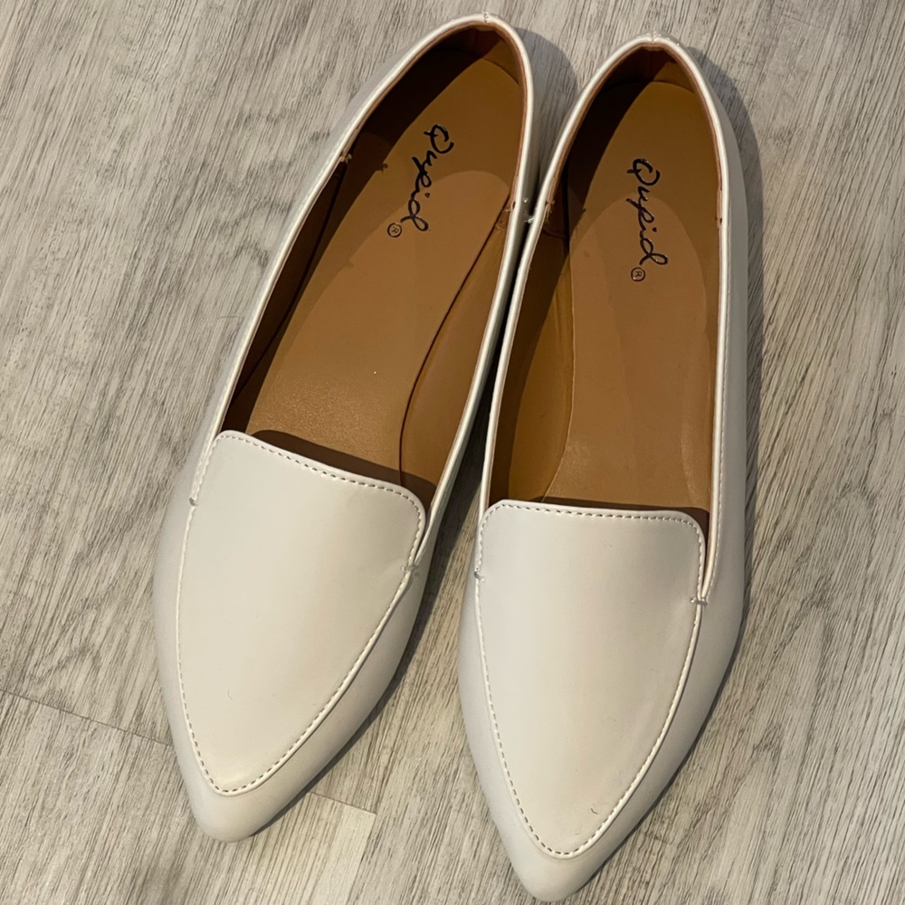 Quips pointed toe flats